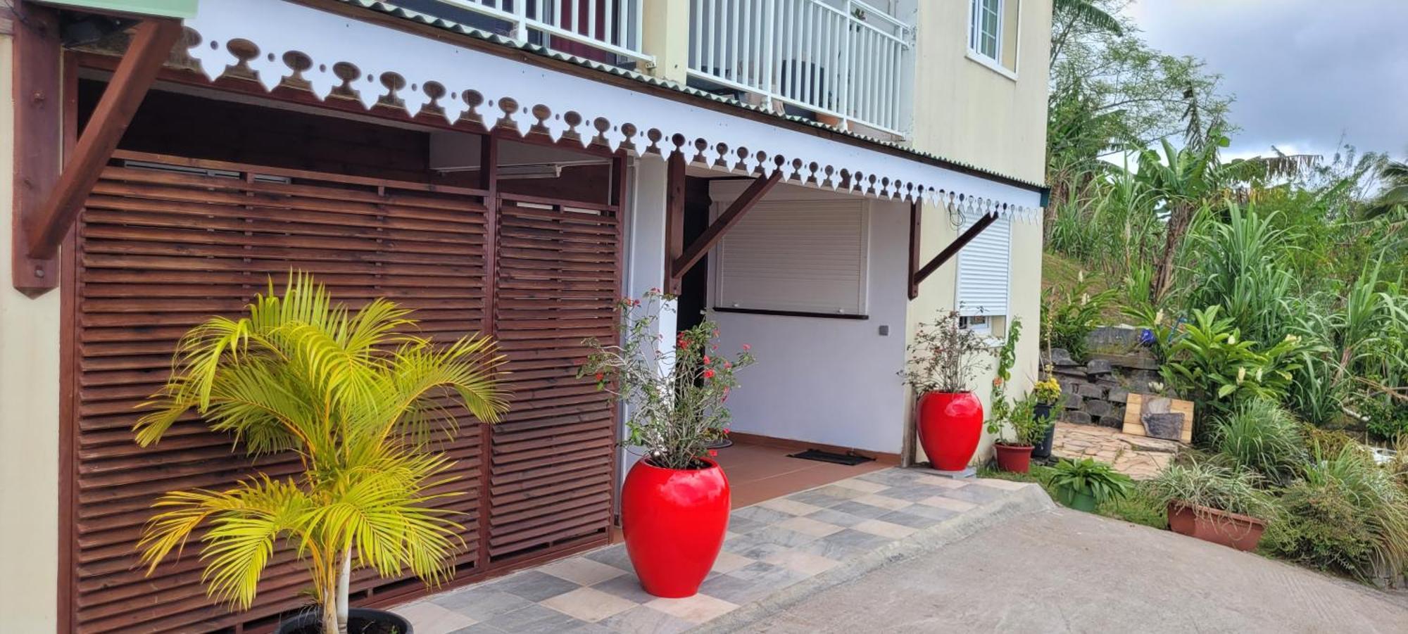 Ericka Et Francois Appartement Quartier Monplaisir Buitenkant foto